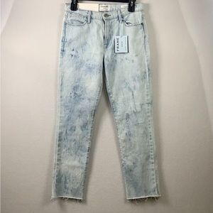 NWT. FRAME DENIM Le High Straight Washed